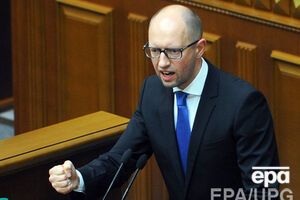 Гривна стремительно теряет позиции на межбанке