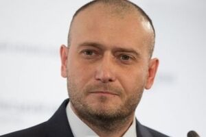 Интерпол сегодня объявил в розыск Дмитрия Яроша