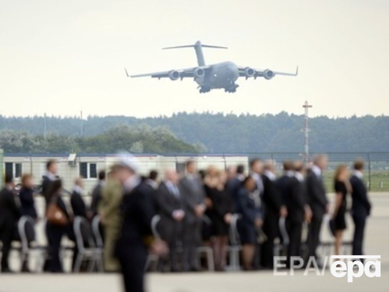 Тела жертв рейса MH17 начали отправлять в Нидерланды 23 июля