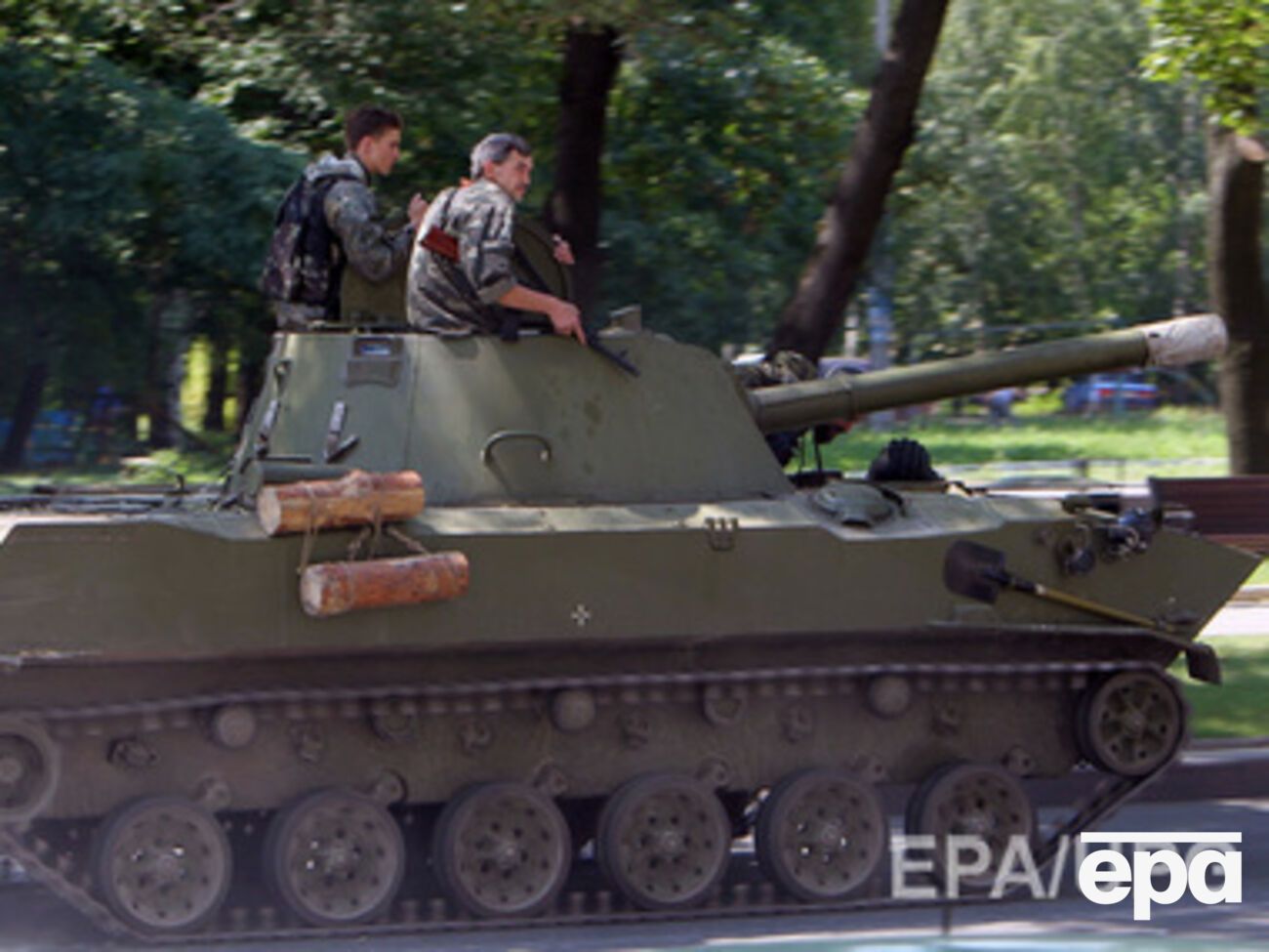 Три сепаратистских "Града" базируются&nbsp;на территории Донецкого военного училища