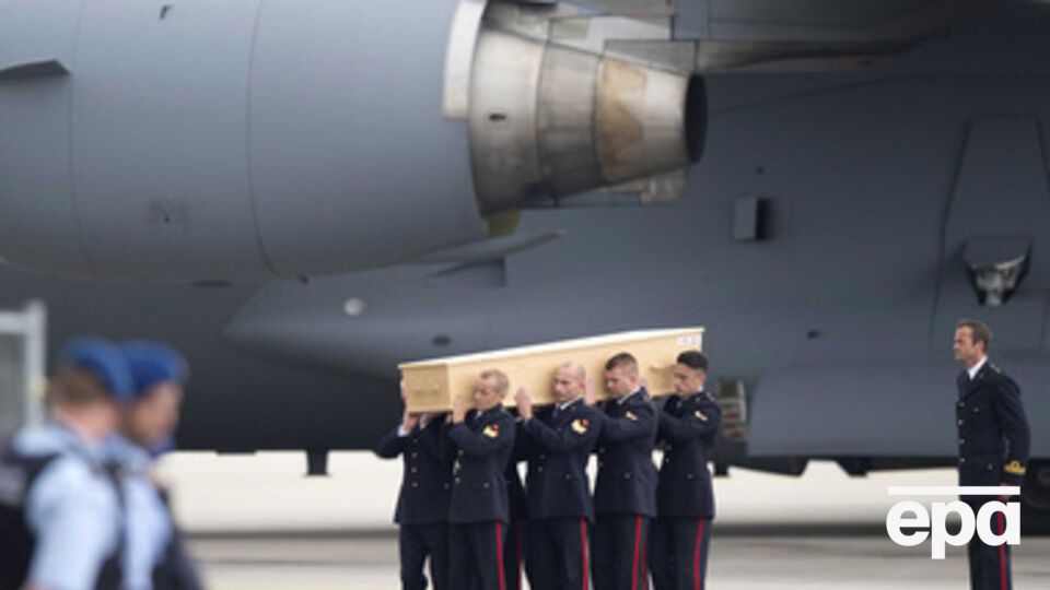 38 гробов отправится завтра из Харькова двумя самолетами