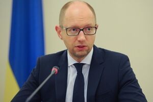 Яценюк: Времени на болтовню у нас нет.