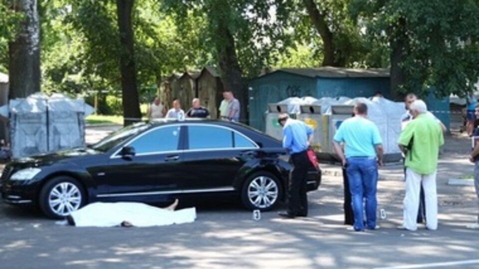 Сегодня утром выстрелом в грудь был убит мэр города Кременчуга Олег Бабаев