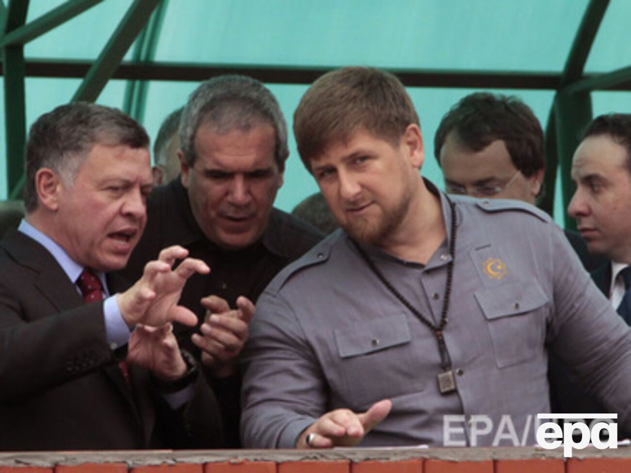 В ответ на санкции ЕС Кадыров вводит свои