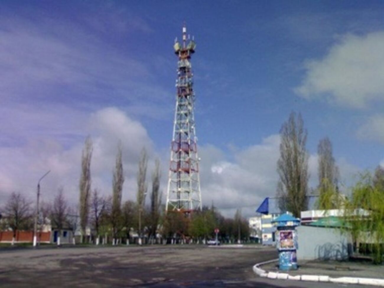 В Лисичанске включили уже минимум один украинский канал