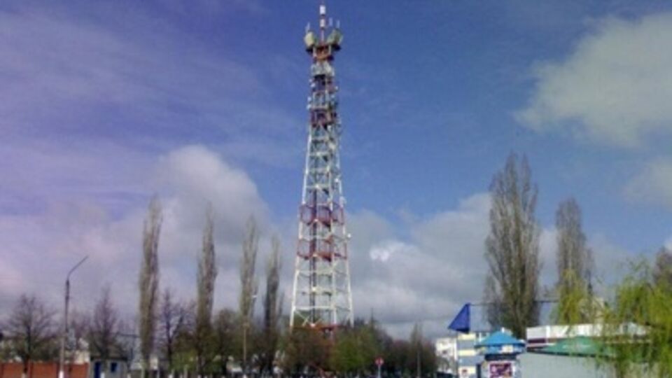 В Лисичанске включили уже минимум один украинский канал