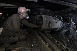 В Луганской области остановлены девять шахт, эвакуированы три тысячи горняков