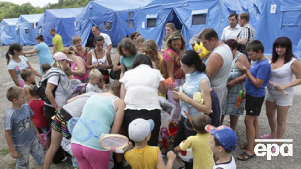 Переехавших в Крым будут переселять в Россию