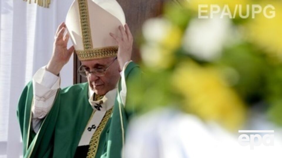 Папа Римский призвал к миру в "горячих точках"