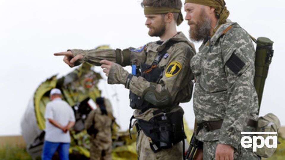 Боевики продолжают контролировать место крушения MH17