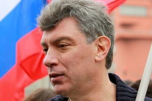 Немцов: Я не думаю, что это решение остановит Путина в войне с Украиной