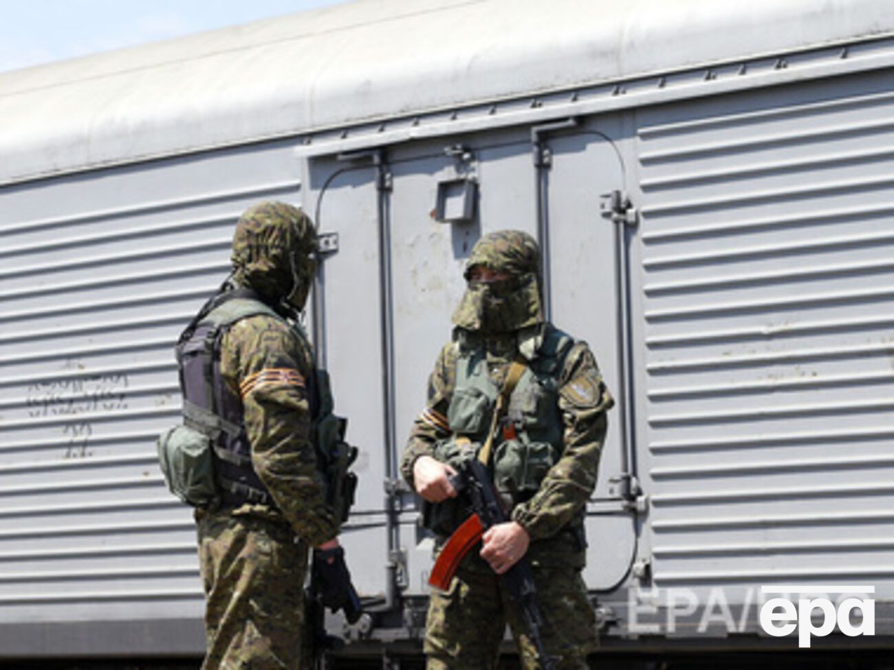 Боевики покидают Торез, утверждают украинские власти