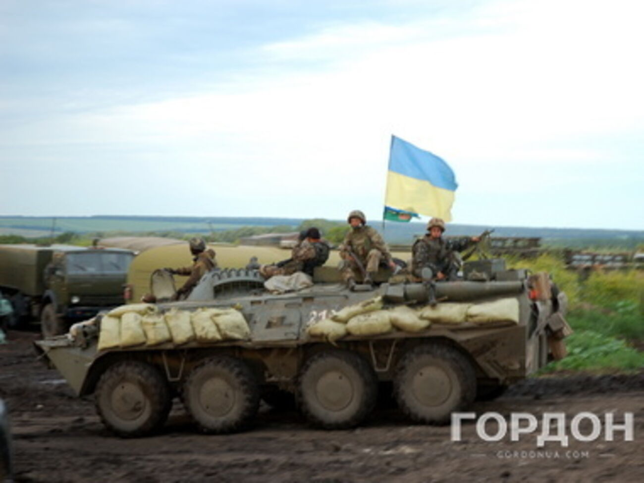 Украинские военные сохранили контроль над Саур-Могилой, заявили в СНБО