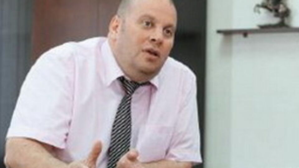 Российский казачий атаман Валерий Попов ехал на Донбасс и призывал присоединяться всех, кто "специализируется на бронетехнике"