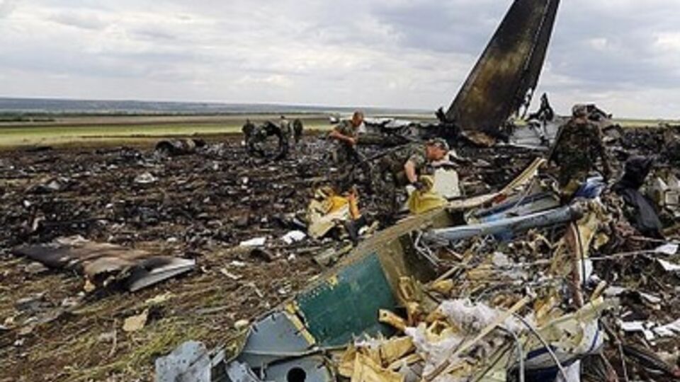 На борту самолета находилось 49 человек, все они погибли