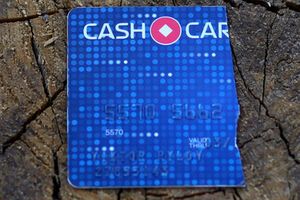 Банковское учреждение расположено в Москве