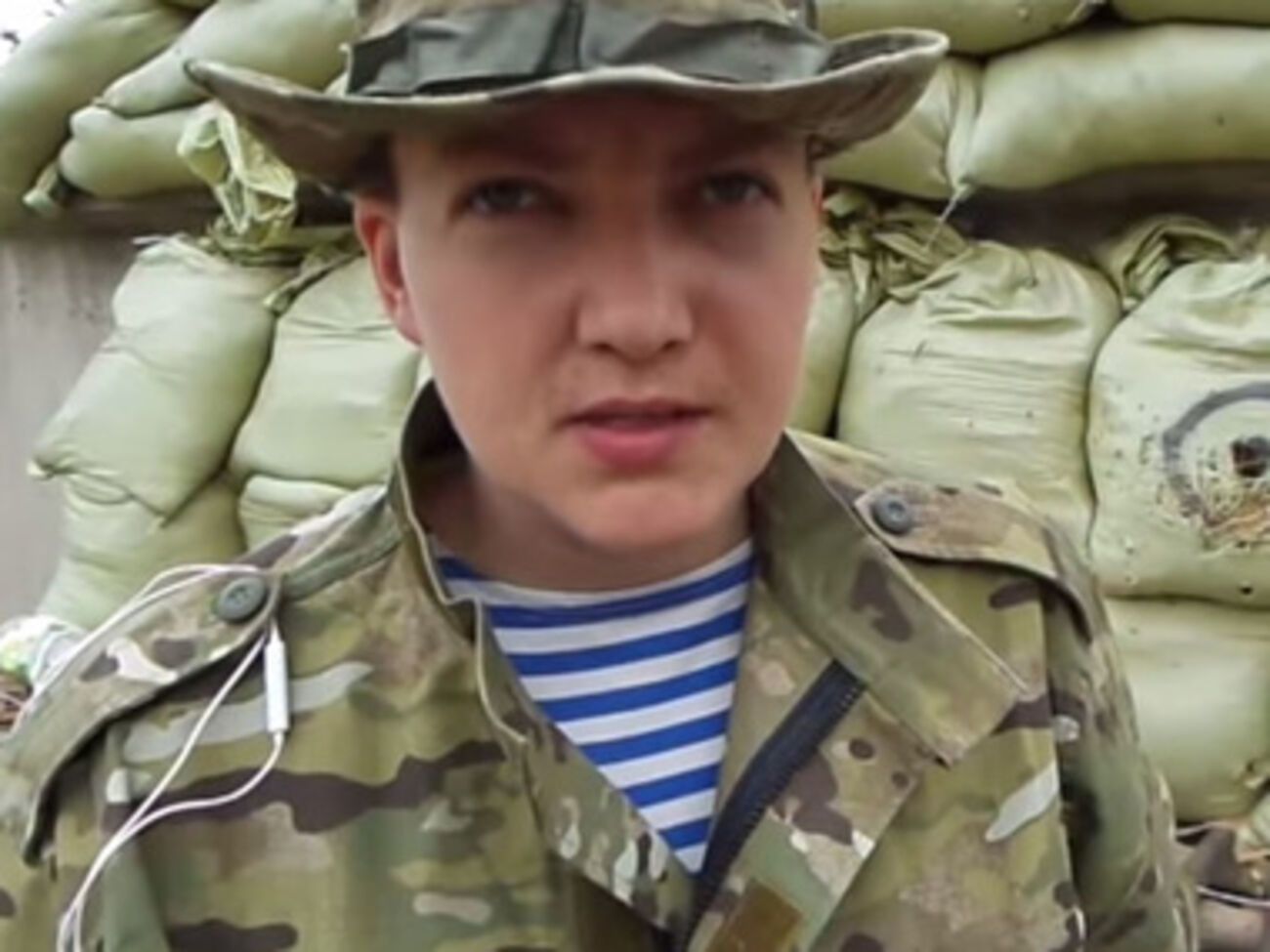 Украинская летчица Надежда Савченко находится в плену с 19 июня