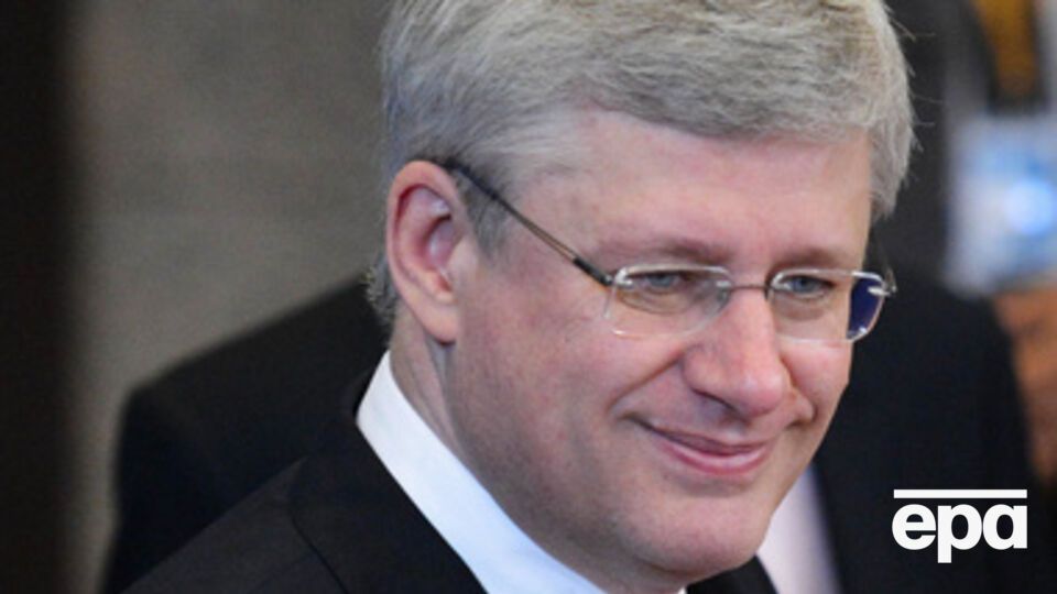 Канада усилит давление на Россию, заверил Харпер