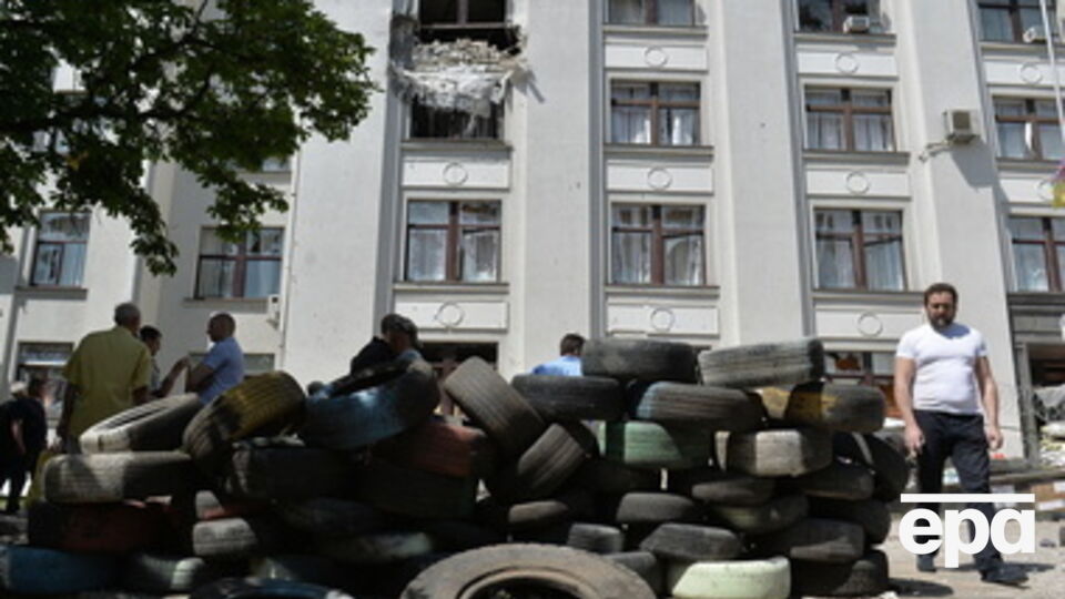 Из-за обстрелов провести ремонтные работы в городе невозможно