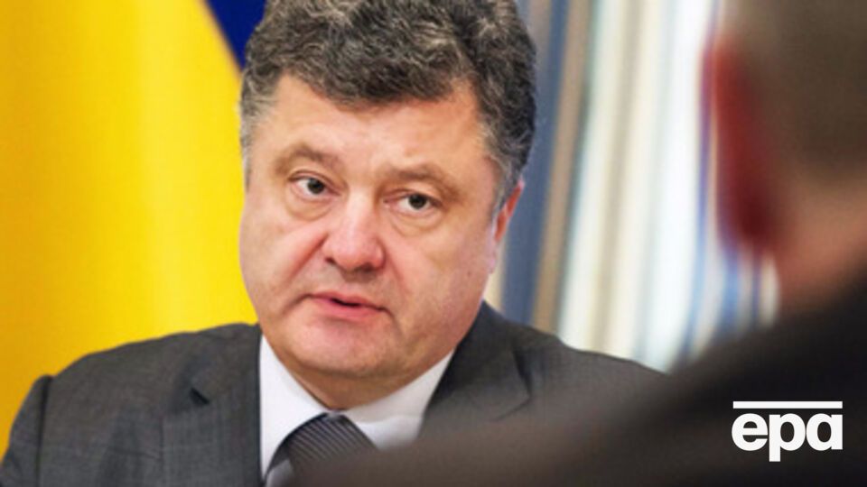 Президент выступает за двустороннее прекращение огня в радиусе 20 км от места падения самолета