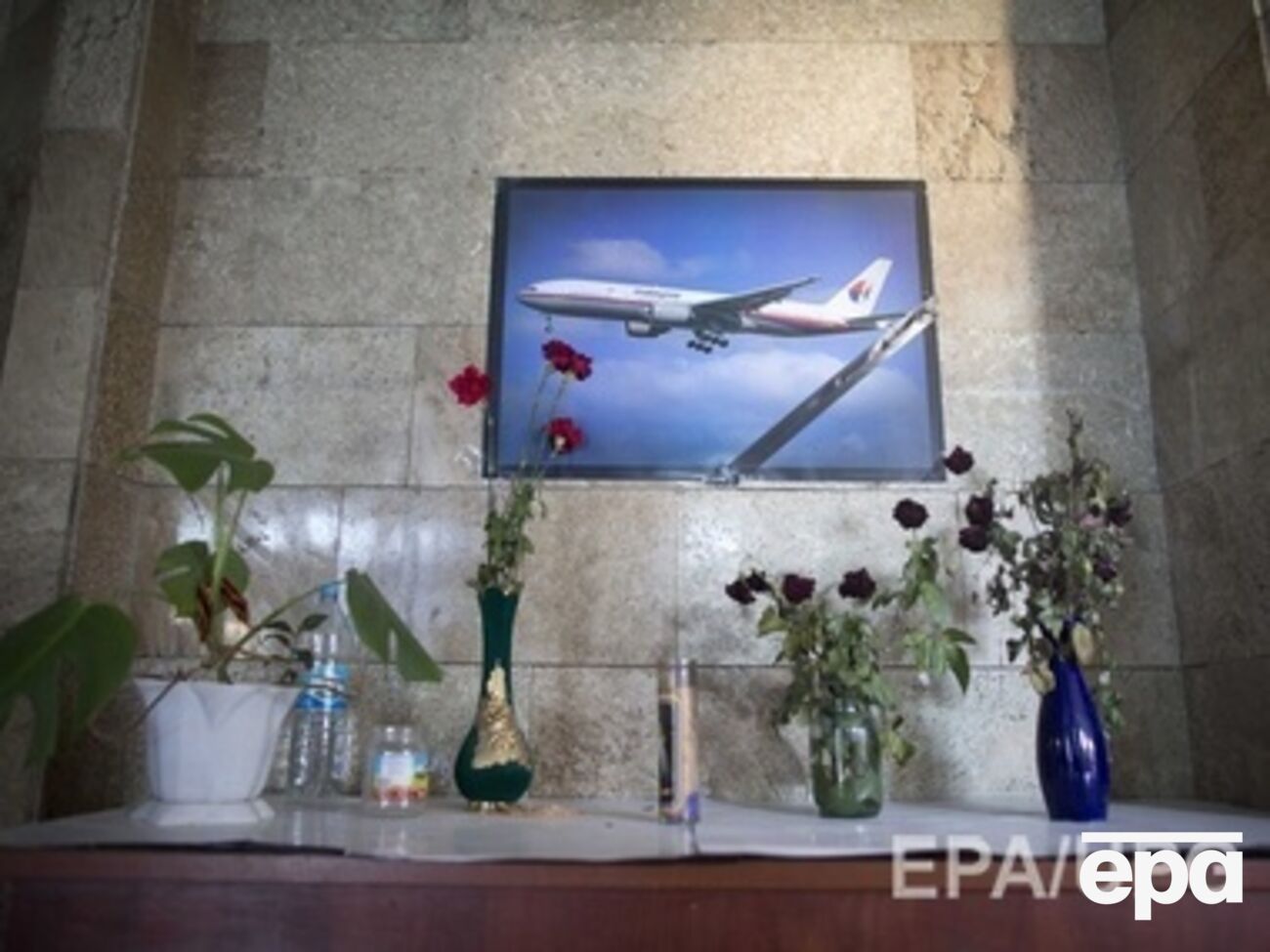 В штаб-квартире сепаратистов в Донецке скорбят о сбитом Boeing 777