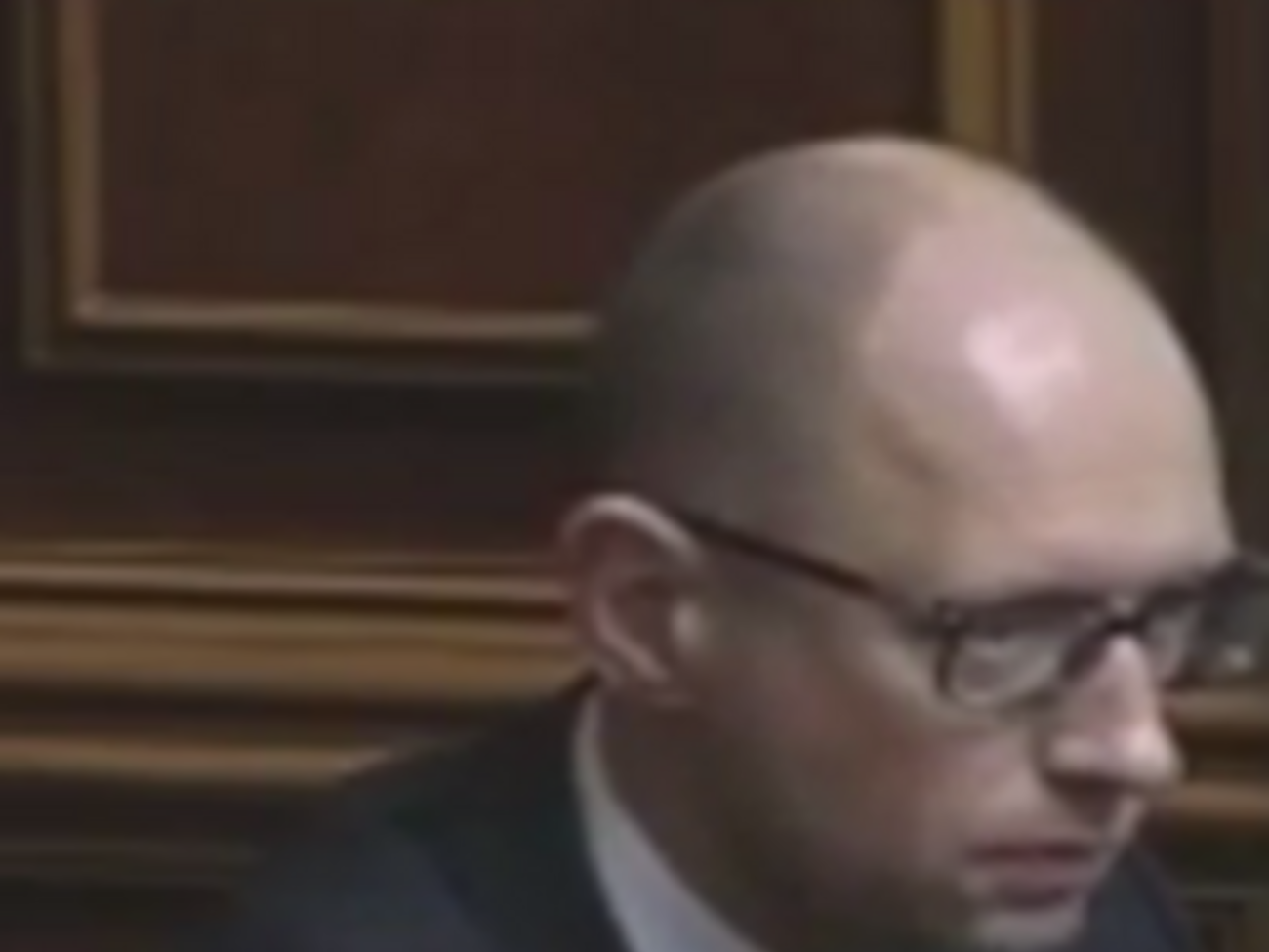 Яценюк: Дефолта не будет!