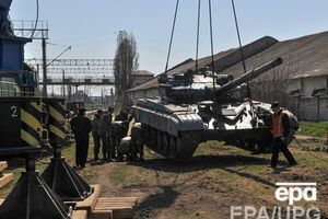 Россия продолжает переправлять технику в Крым