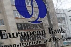 Директора банка распорядились прекратить любые инвестиции в новые российские проекты