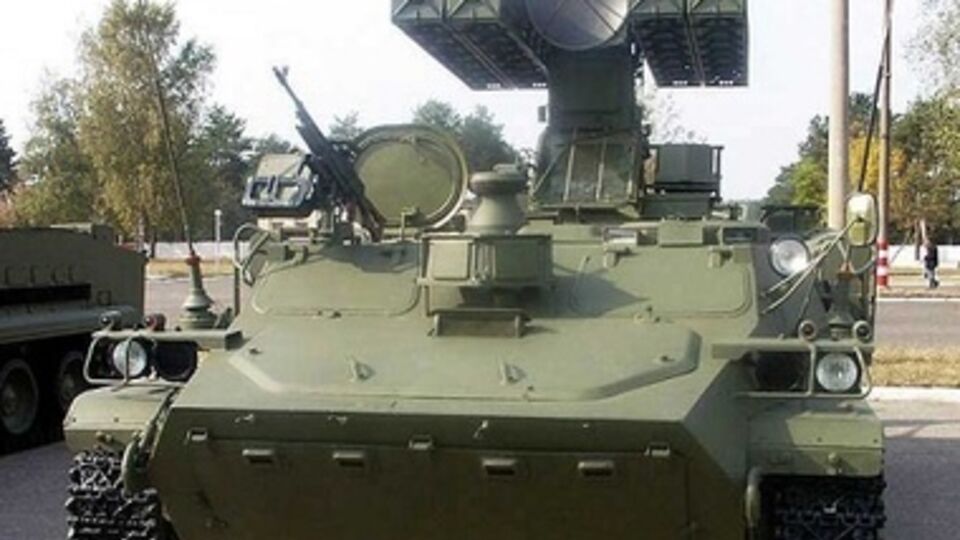 "Стрела-10" --- зенитно-ракетный комплекс, предназначенный для визуального наблюдения и уничтожения воздушных целей, летящих на малой высоте