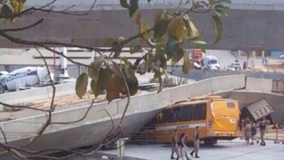 Эстакаду не успели достроить до начала чемпионата