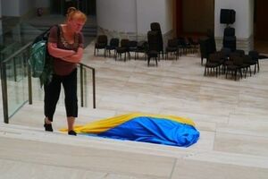 Художница приехала на биеннале выразить протест против политики России