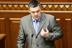 Тягнибок отказался назвать имена министров, которых хотят уволить