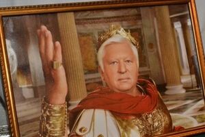 Виктор Пшонка объявлен в международный розыск