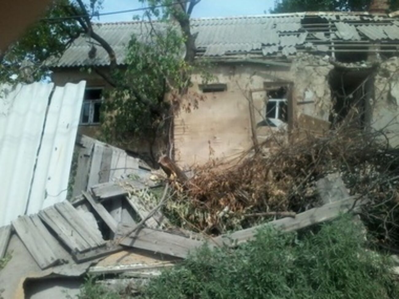 Ведется обстрел поселка Большая Вергунка