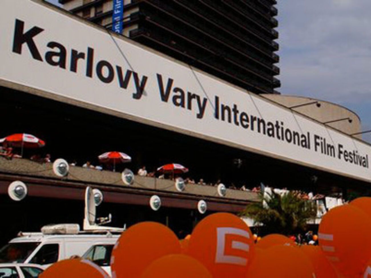 Фильмы на кинофестивале можно смотреть как в кинозалах, так и под открытым небом