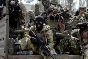 Соцвети: В колонне находятся два танка и около 30 грузовиков и легковых машин