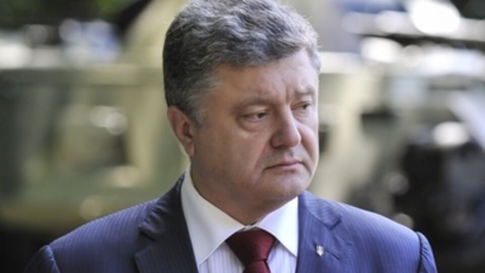 Петр Порошенко заявил, что со смертью митрополита Владимира Украина потеряла великого человека