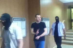 Сенцов держится молодцом