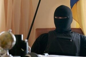 Семен Семенченко: Над администрацией Константиновки водружен украинский флаг