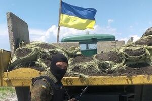 "Азов" заявляет о полном контроле побережья