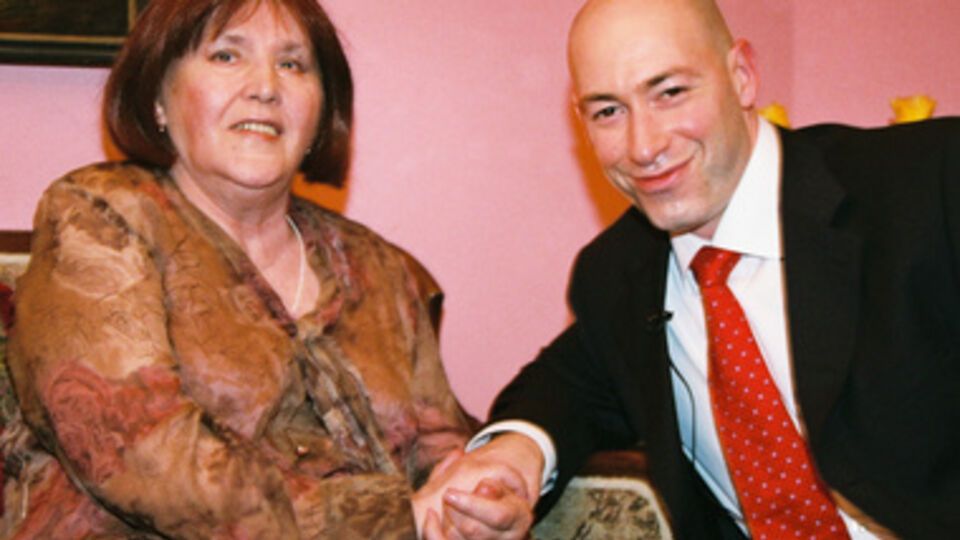 Нонна Мордюкова: Тихонов всю жизнь молчал, как тот Штирлиц, и меня не любил. Он мне опостылел, а вот за Васькой Шукшиным полетела б на край света