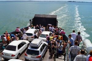 Паромное сообщение не обеспечивает нормальной пропускной способности