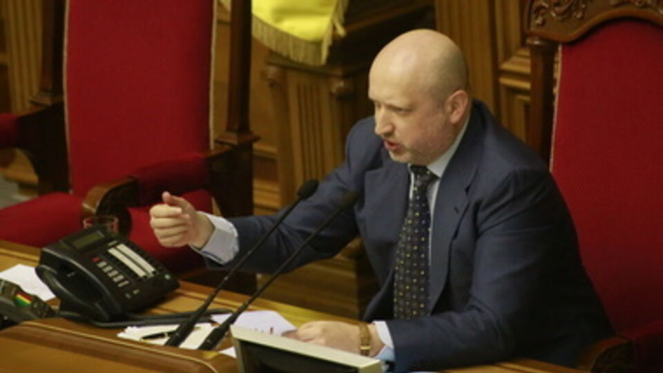 Турчинов заверил, что депутатов-сепаратистов лишат мандатов, как только ГПУ внесет представления в Раду