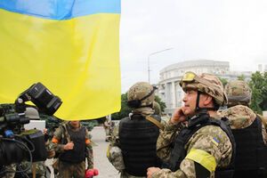 Силы АТО продолжают освобождать восток Украины от террористов