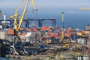 Украина официально закроет для международного судоходства морские порты Евпатория, Керчь, Севастополь, Феодосия и Ялта