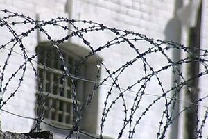Около 20 боевиков пытались разрушить основное ограждение с помощью гранатометов