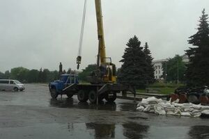 Краматорск убирают после террористов