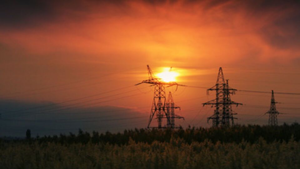 Крым расплачивается за электричество в полном объеме, заверил Продан