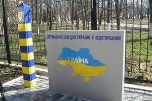 В районе украинско-российской границы наблюдается скопление военной техники РФ