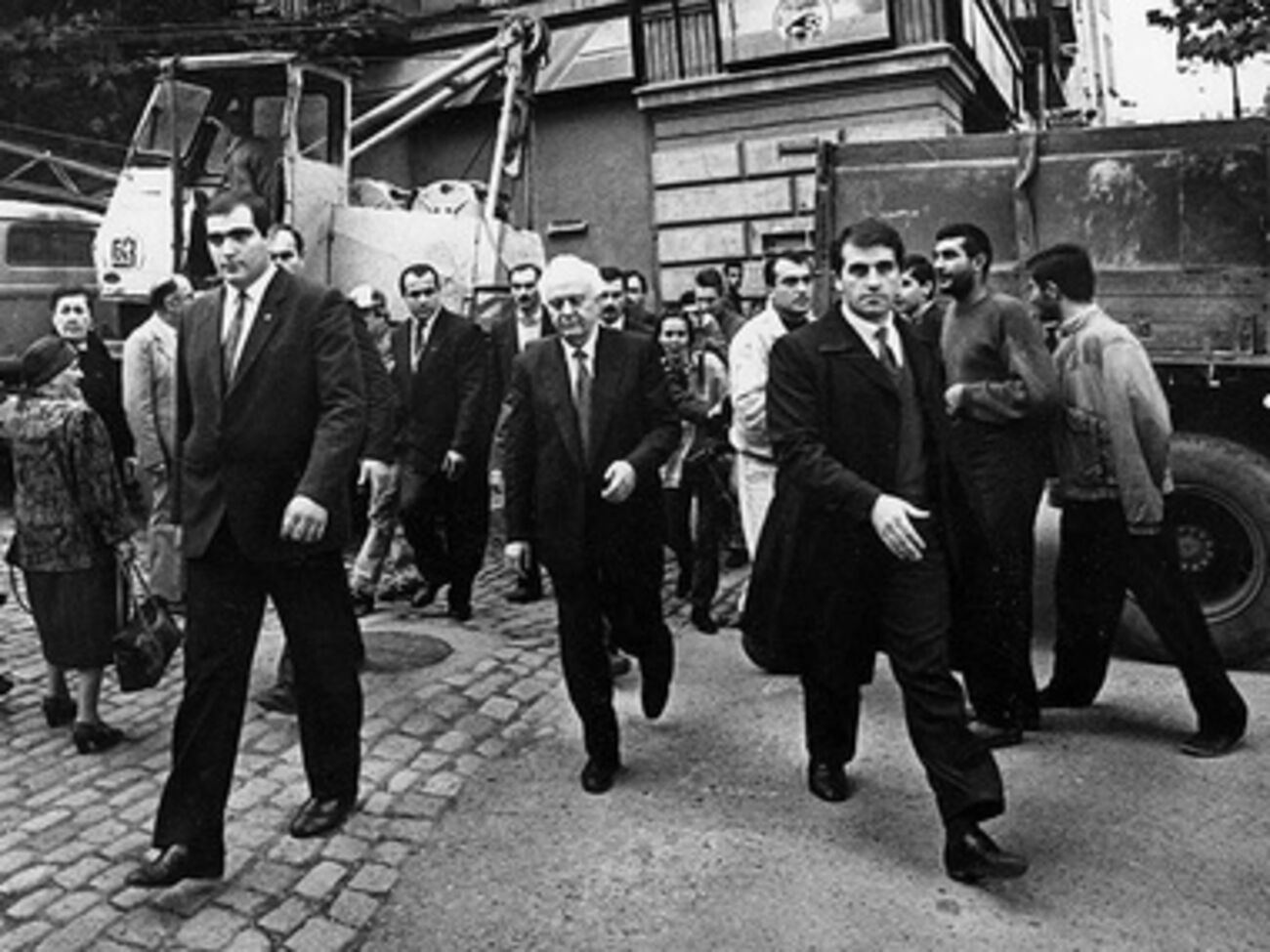 Тбилиси, 2003 год. Эдуард Шеварднадзе утратил власть.Фото: kommersant.ru